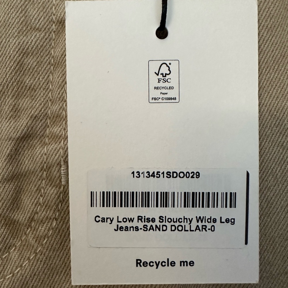 Reformation Cary low rise, slouchy wide leg jeans - sand dollar - Picture 4 of 7